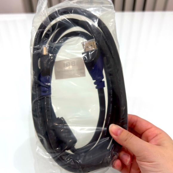 Telus HDMI Cable 79” - Picture 2 of 2